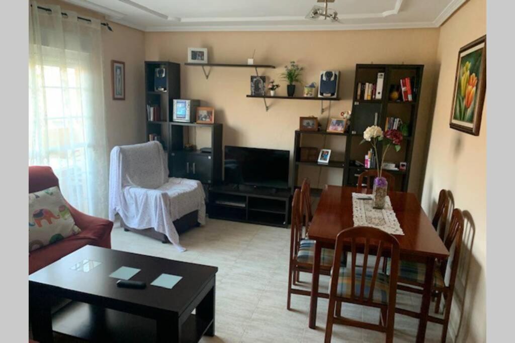 Apartamento 3 Dormitorios En La Playa De Almeria. Roquetas de Mar Ngoại thất bức ảnh